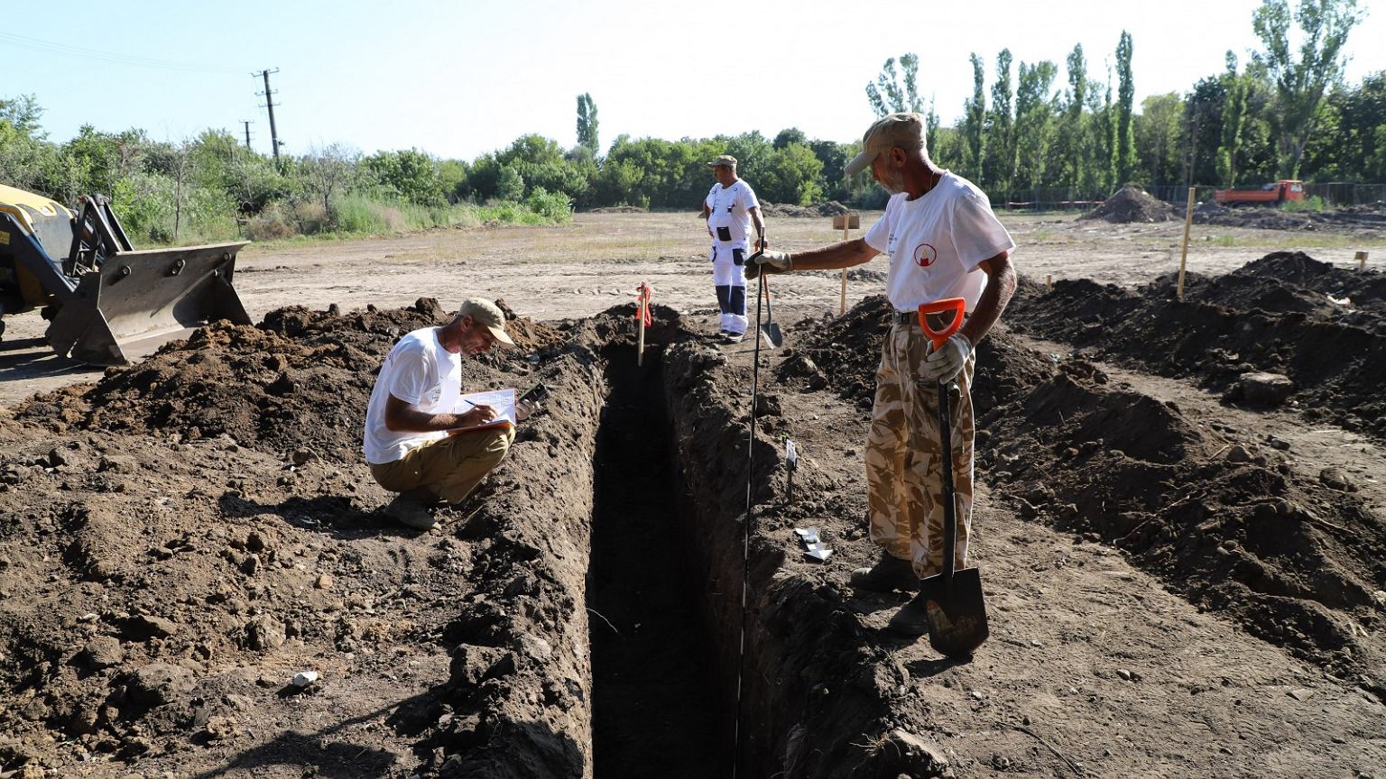 Ukraine.  Mass graves of NKVD victims were discovered.  'Body in 3-5 layers' |  world News