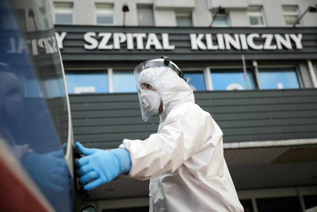 Corona Virus.  Radom reopens a temporary hospital
