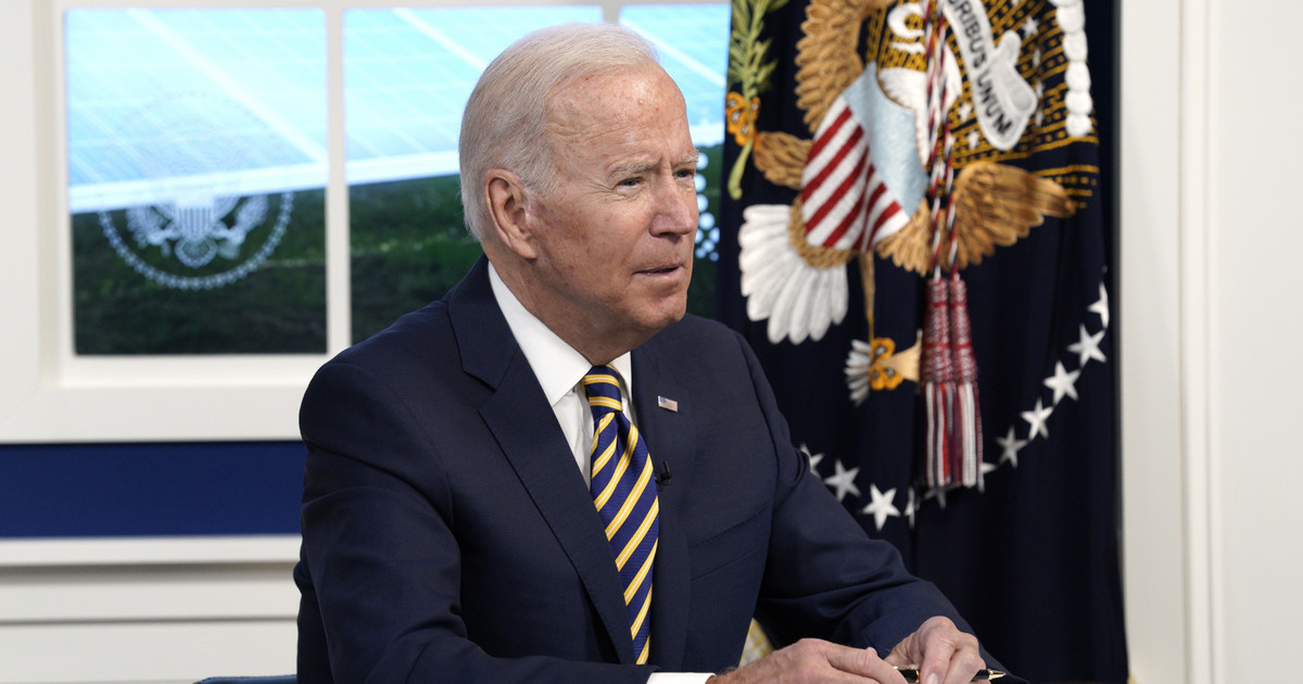 Corona Virus.  The third dose is not for everyone.  Agency challenges Biden's plans
