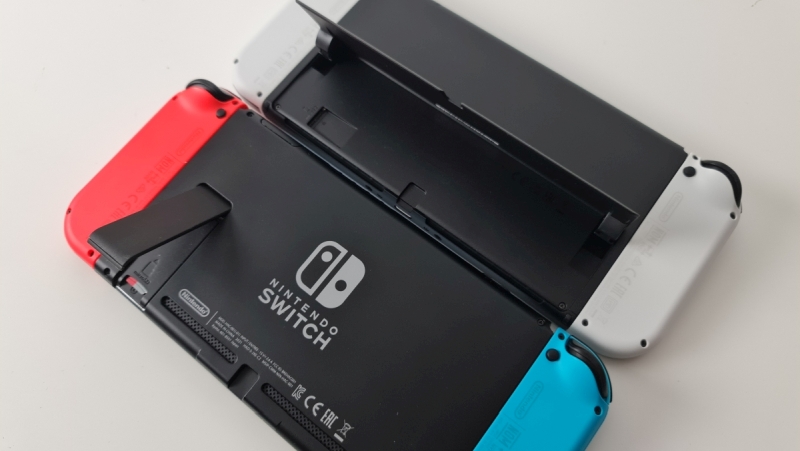 Nintendo Switch OLED - Review - List Comparison