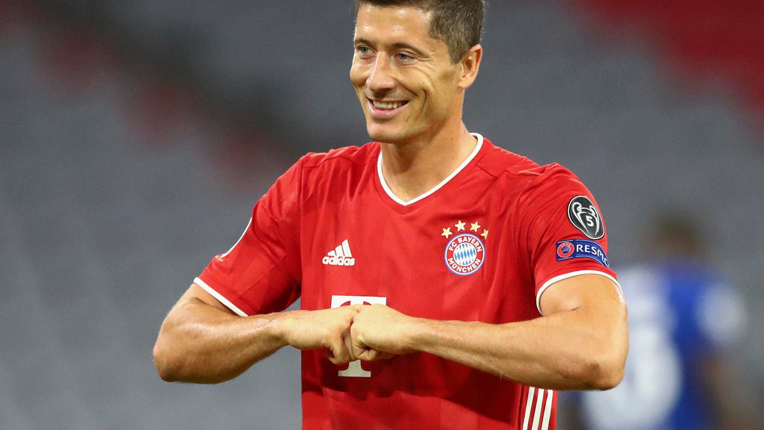 It is he who may become the successor to Lewandowski.  Bayern organized a football match