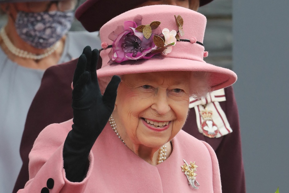 Queen Elizabeth II should have relied on medical advice