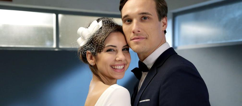 m wedding stars for love.  Maurice Popiel marries an actress who also plays in the series!  It will be a secret wedding - photos