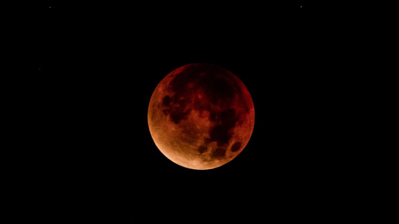 Lunar Eclipse November 19, 2021 - What time, what is it and how to observe it
