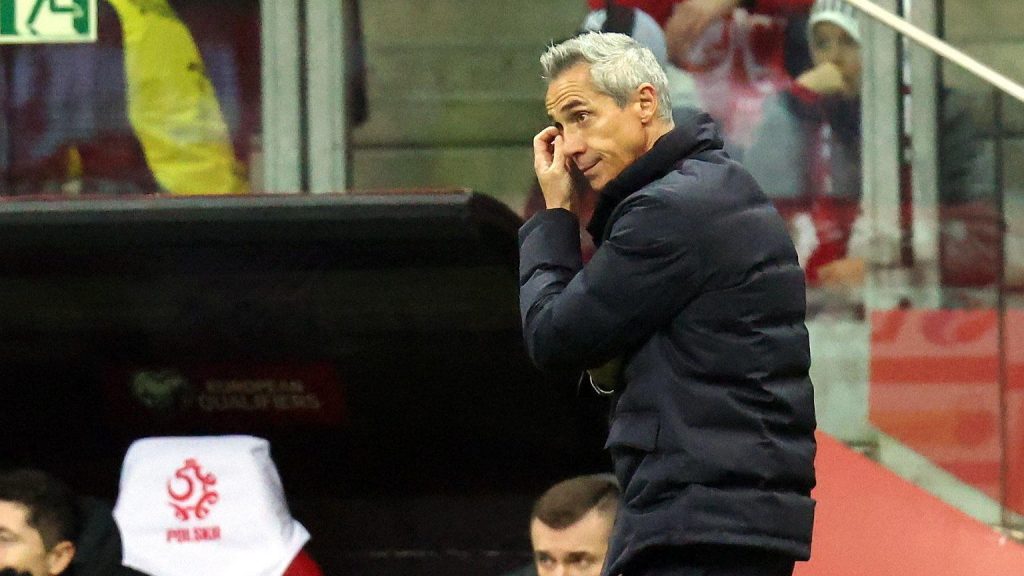 Sousa admitted making a mistake in the match against Hungary.  “If I could go back in time” Polish national team