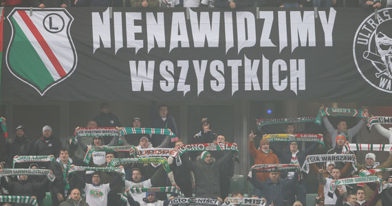 Legia Warsaw.  Dariusz Mioduski called by fans
