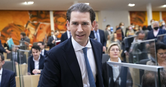 Austria.  Sebastian Kurz withdrew from politics, and was supposed to take care of the family.  It will start working in Silicon Valley
