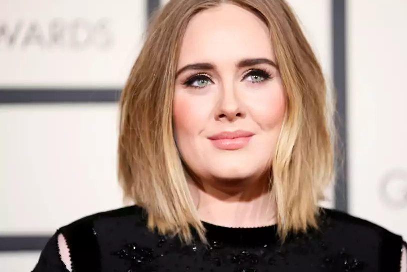 Adele postponed her series in Las Vegas