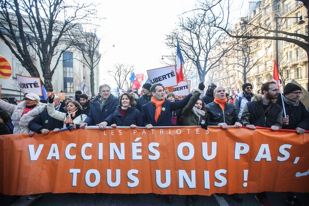 France: About 54,000 people demonstrated across the country against the passports of Covid / Mohamed Badra / PAP / EPA
