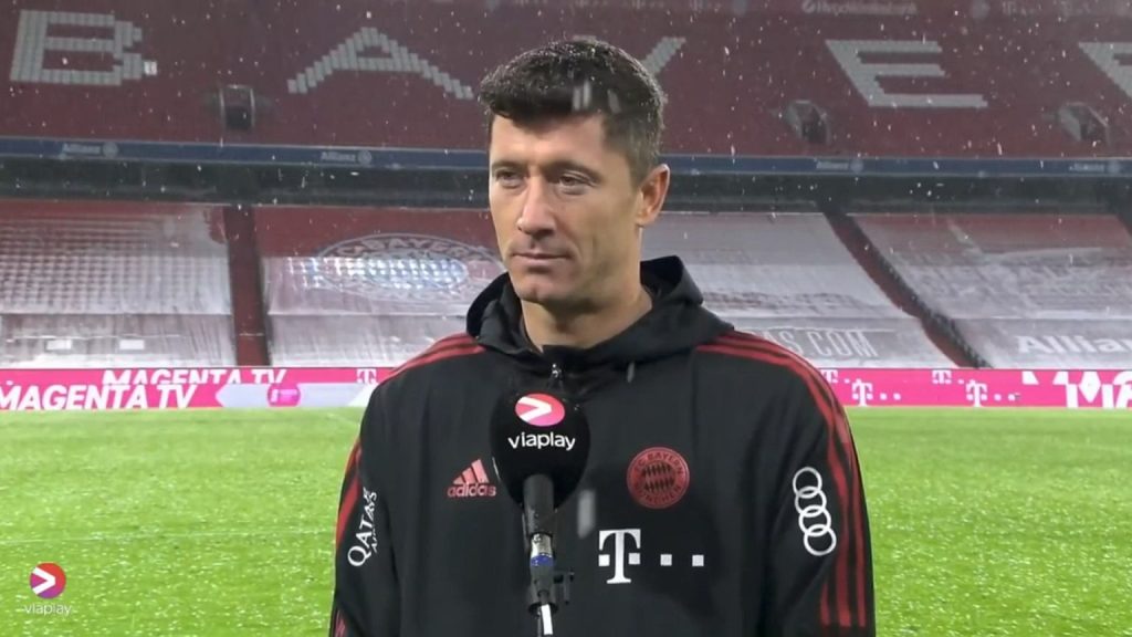 Lewandowski wants a new deal with Bayern!  And they are late.  German journalist reveals behind the scenes of football