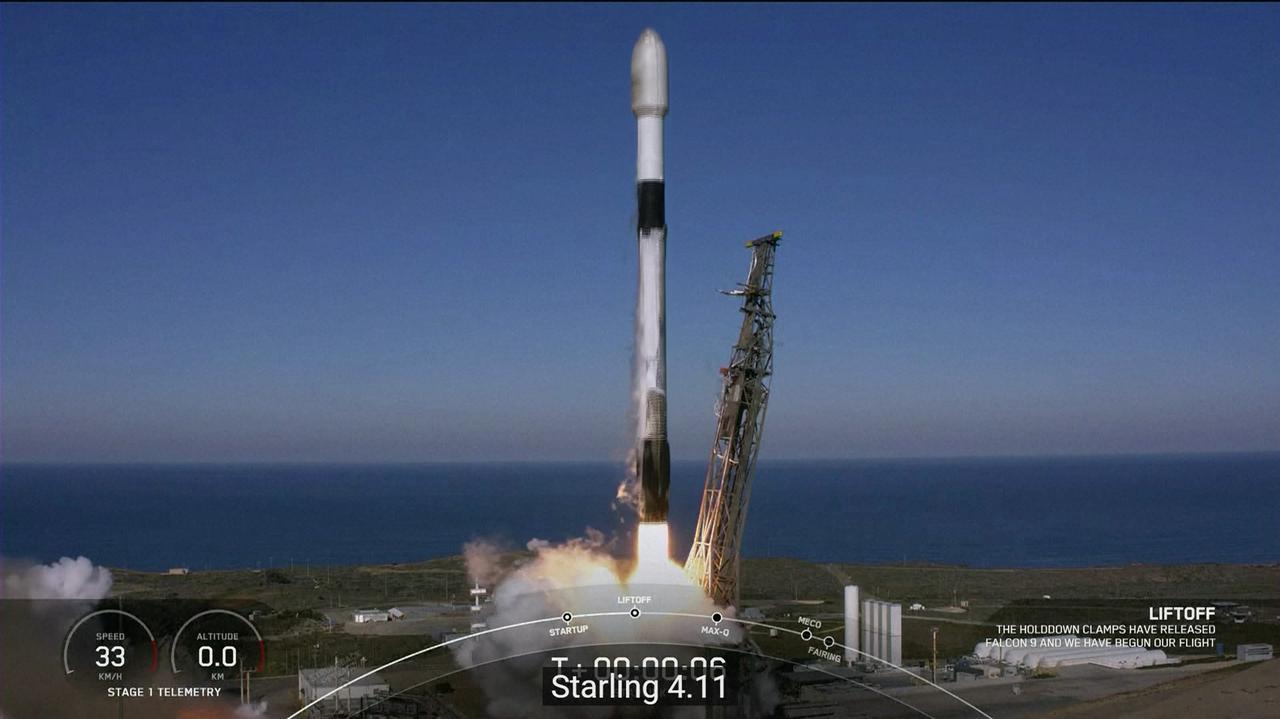 SpaceX launched the Starlinki program.  Will it be visible in Poland?