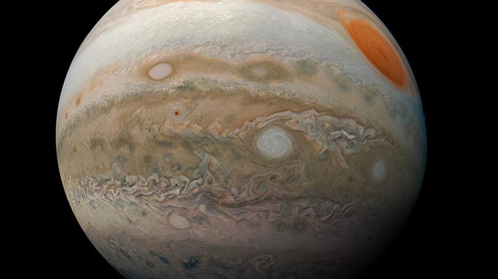 A meteorite erupted in the atmosphere of Jupiter