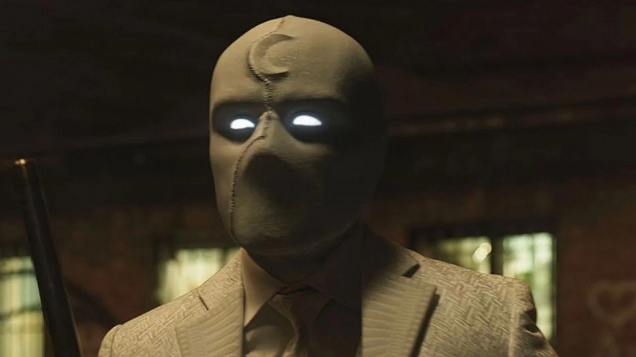 Product Demonstrates Moon Knight with limited relationships with the MCU