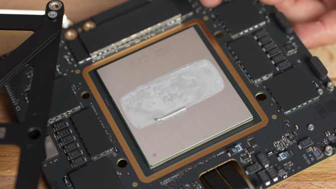 The Apple M1 Ultra is about three times the size of an AMD Ryzen processor.  What else do tests of the new Mac Studio processor reveal? [8]