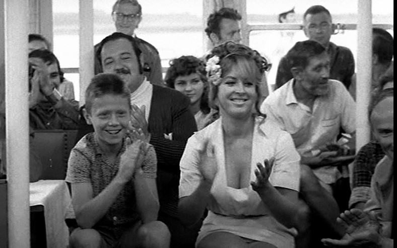 Jolanta Lothe in a scene from the movie "Sea trip" (1970)