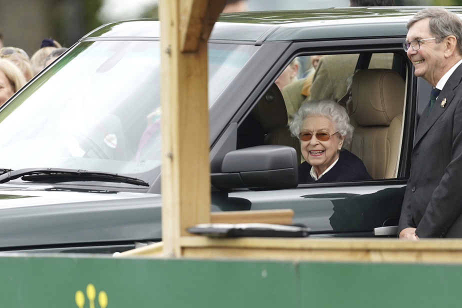 Queen Elizabeth II appears at the equestrian event