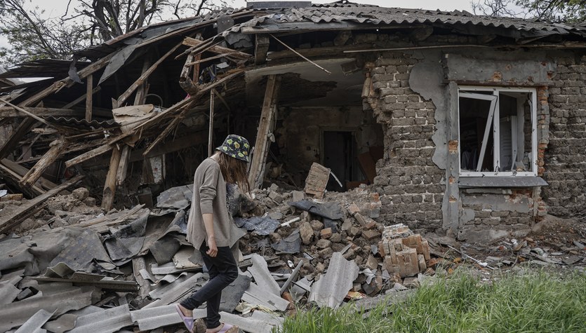 The war in Ukraine.  Families of Ukrainian soldiers receive suspicious phone calls