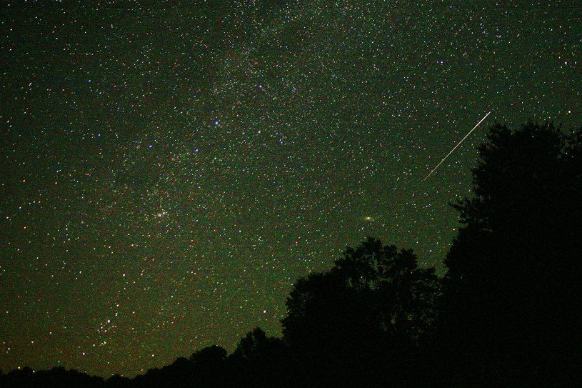 A meteor shower is a phenomenon in which the material of a meteor swarm burns up in Earth's upper atmosphere.  / Wojciech Zawarnicki / Correspondent / East News