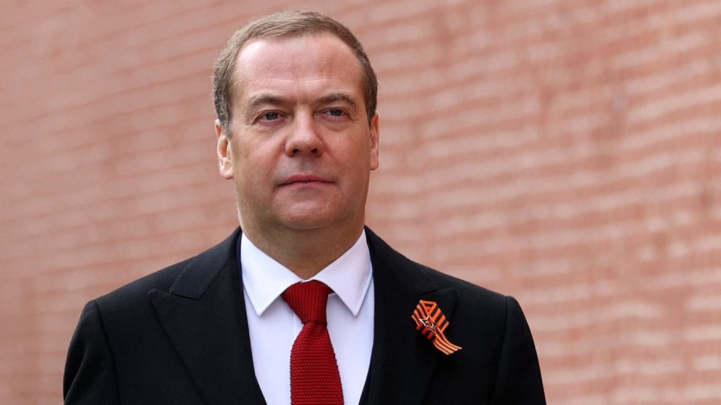 Medvedev will be active again.  "We thought the G7 countries would offer Russia financial aid" |  News from the world