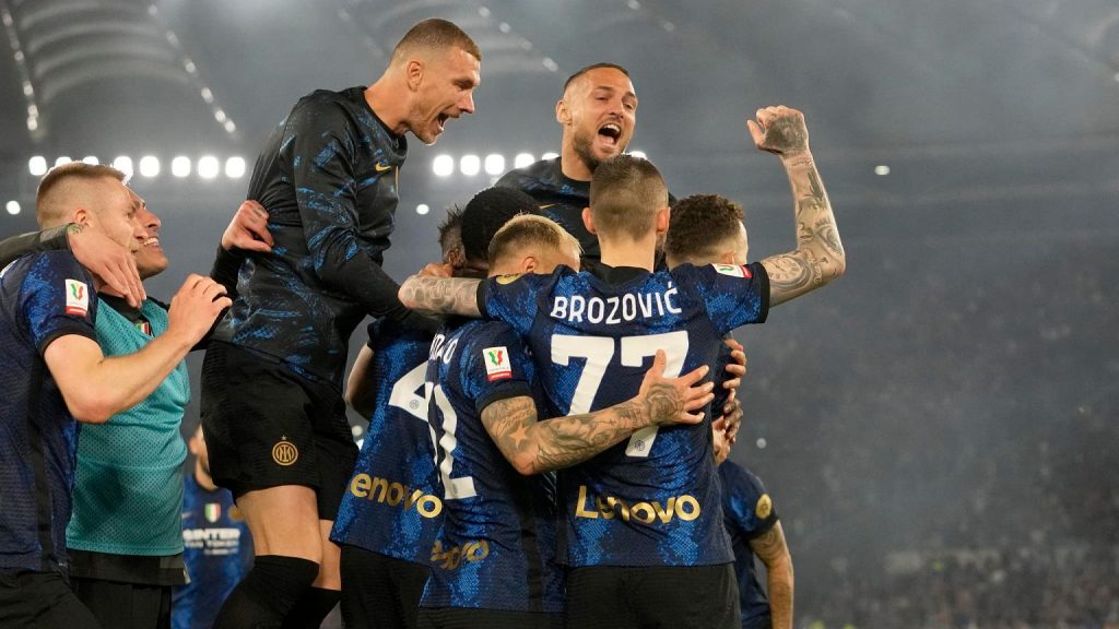 Six goals, Inter beat Juventus and won the Italian Football Cup