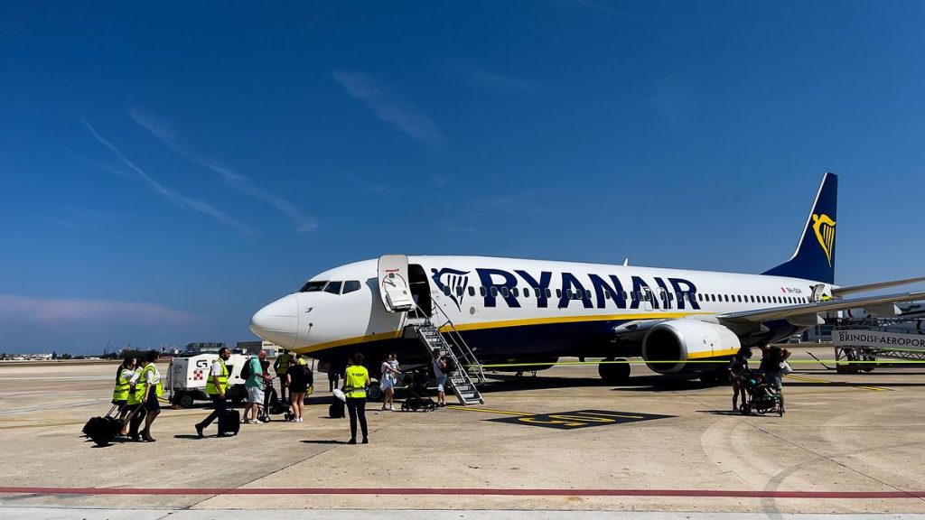 Ryanair is canceling more than 100 flights this weekend.  This also applies to Poland