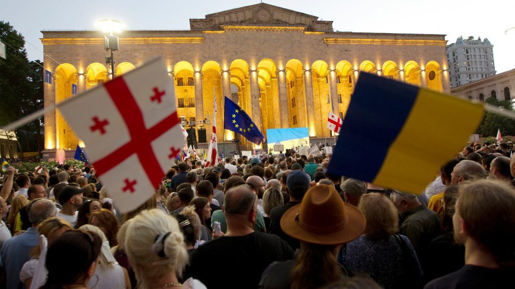Georgia.  Crowds in the streets of Tbilisi.  The fate of the country's candidacy to join the European Union remains important.  'We count on Poland's support' |  world News