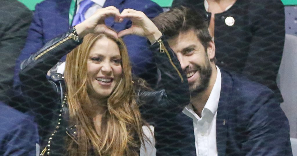 Shakira and Gerard Pique divorced.  Football player cheating revealed