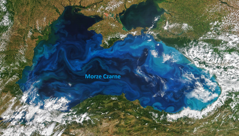 The color of the Black Sea has changed.  Is it dangerous to your health?