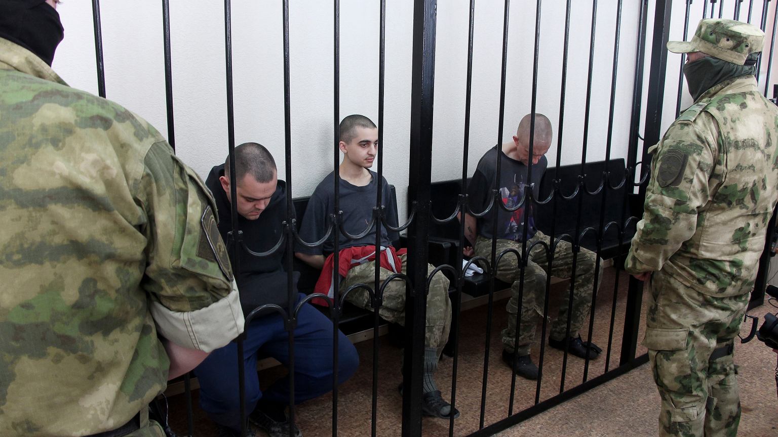 Ukraine.  Self-accused authorities in Donbass sentenced two Britons and a Moroccan to death |  News from the world