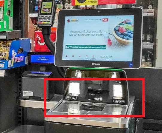 Jobs hidden in self-service checkouts by Biedronka