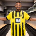 Borussia Dortmund announced a strong push.  One of the most expensive acquisitions in history is the replacement of Haaland