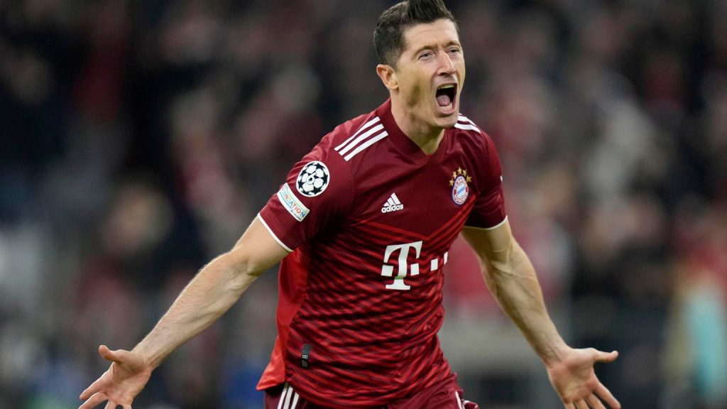 Lewandowski advises Bayern Munich how to play.  Make a list of the names that will be the key to Pika Nona
