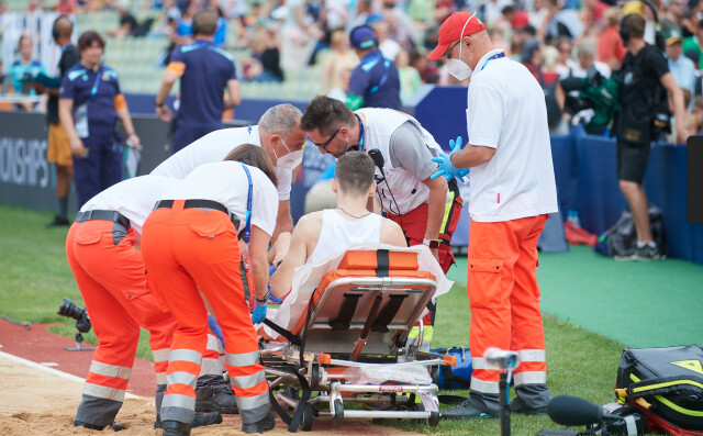 European Championships in Munich 2022. Pyotr Tarkovsky with injury in the qualifying rounds of the long jump - European Athletics Championships in Munich