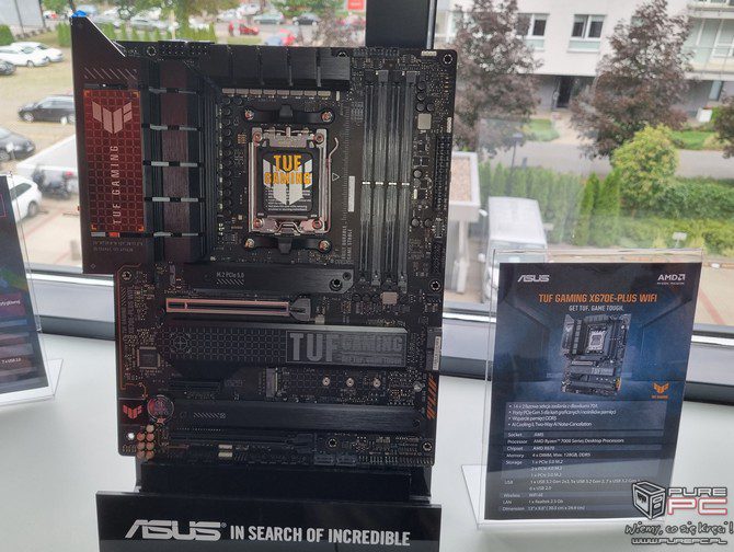 ASUS X670E - This is how AMD Ryzen 7000 motherboards look alive [nc12]