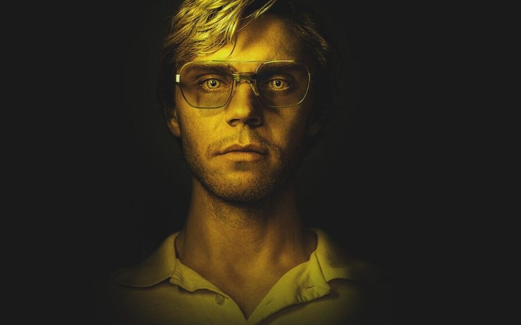 The story of Jeffrey Dahmer (2022) - review and opinion about the series [Netflix].  cold blooded