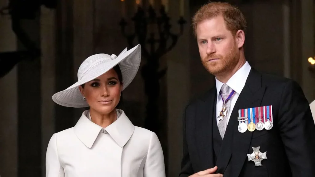 Why didn't Meghan come to the Queen's bedside?