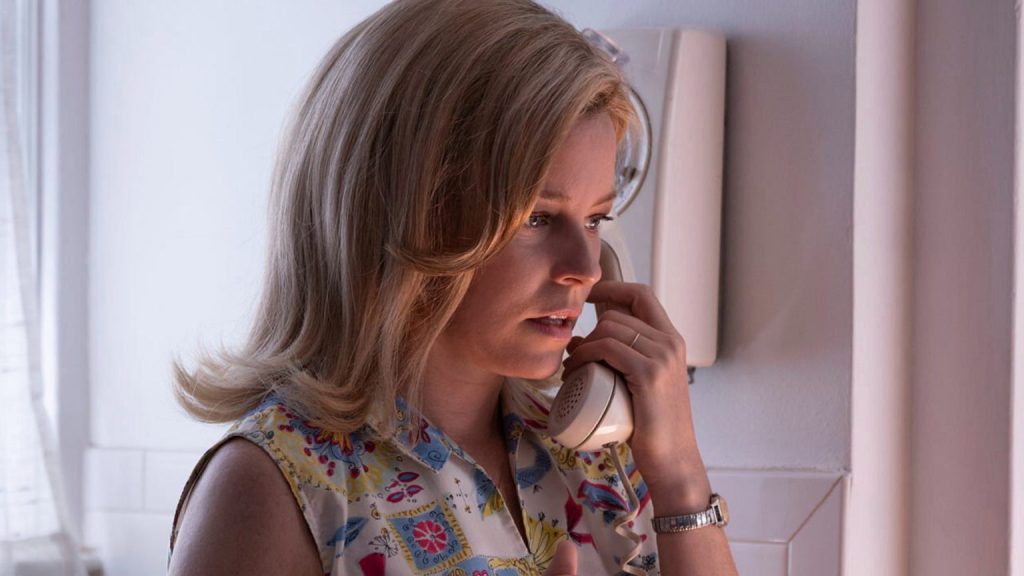 Elizabeth Banks learned to have an abortion.  Everything for the movie