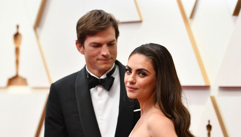Mila Kunis and Ashton Kutcher: When he confessed his love to her, he was completely drunk.  How did they meet?