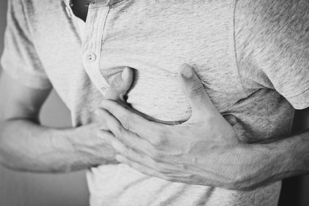 Ból w klatce piersiowej Źródło: Pixabay