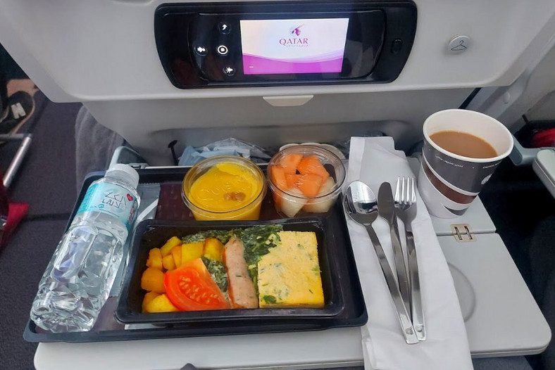 Breakfast in an Airbus A3800-800