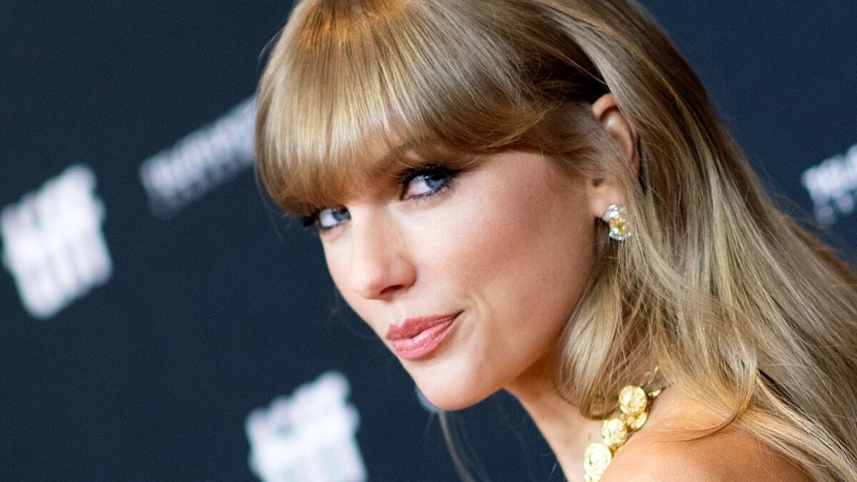 Taylor Swift slams Ticketmaster on social media