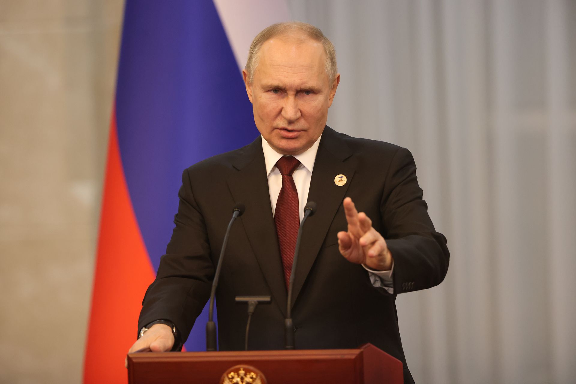 Putin spent trillions.  British Intelligence: "It may not be enough" - o2